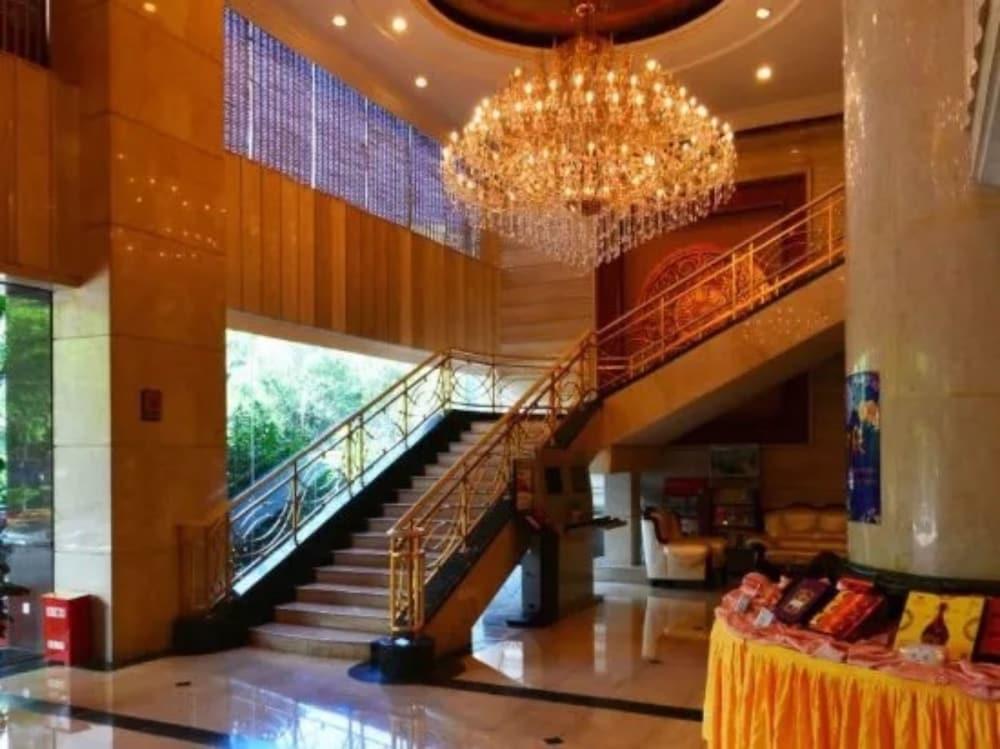 Sunshine Holiday Hotel Fuzhou Fuzhou  Eksteriør bilde