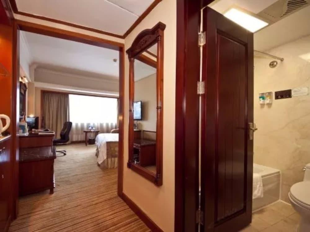 Sunshine Holiday Hotel Fuzhou Fuzhou  Eksteriør bilde